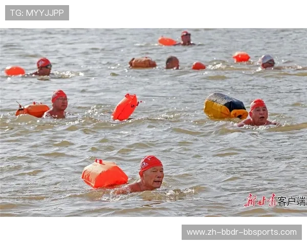 鹰潭寒波勇者志冬泳健儿傲雪行 鹰潭寒波勇者志冬泳健儿傲雪行
