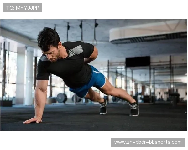 黄金胸肌锻造计划:器械选择与动作组合秘籍 黄金胸肌锻造计划:器械选择与动作组合秘籍